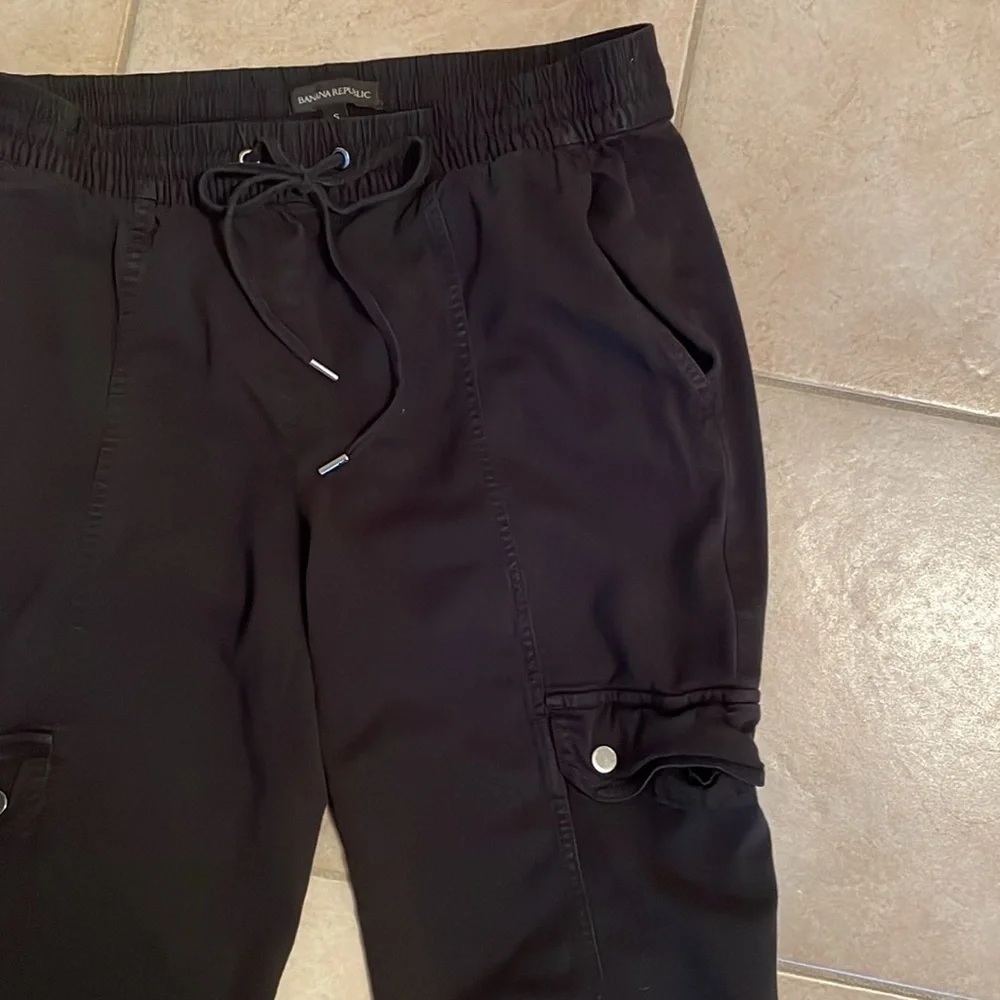 Banana Republic Women S Rayon Spandex Ankle Cargo Pocket Jogger Black Pants